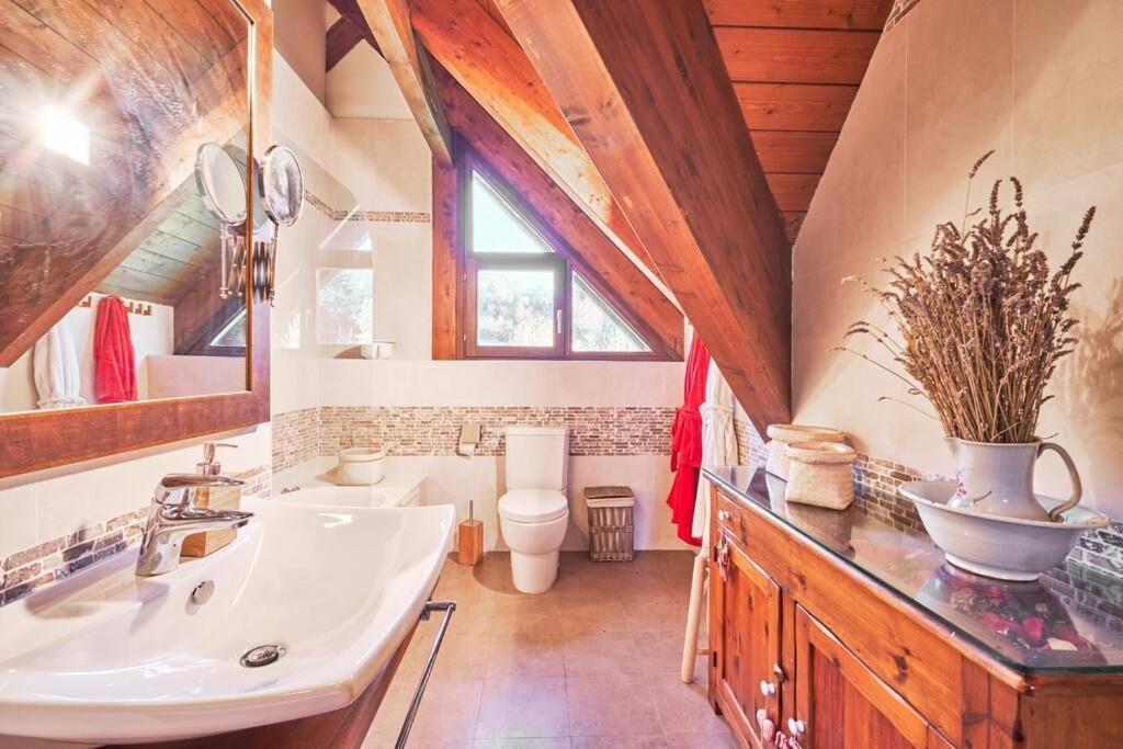 Apartamento Atico Duplex Garaje Y Wifi Gratis Panticosa Exterior foto
